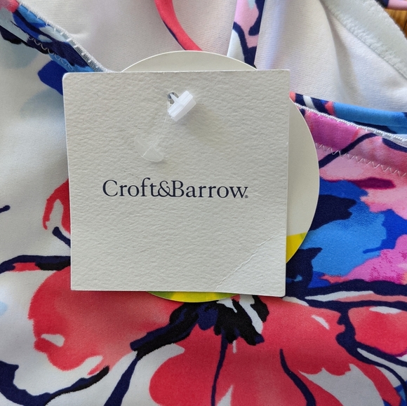 Croft & Barrow Floral Swim Top Size 6 - Picture 5 of 9